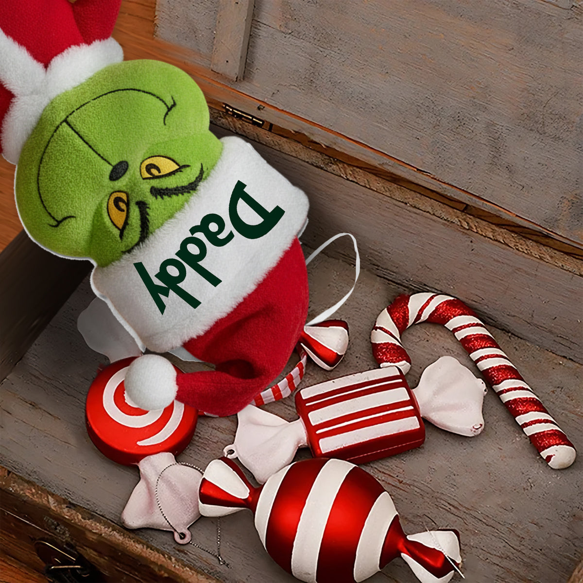 Cadeau familial Joyeux Grinchmas - Étole personnalisée en forme de chaussette de Noël