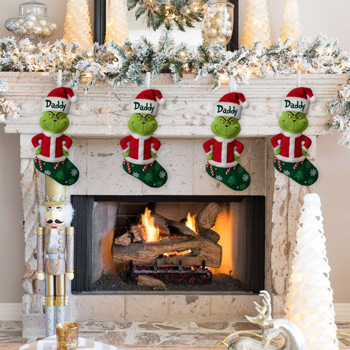 Cadeau familial Joyeux Grinchmas - Étole personnalisée en forme de chaussette de Noël