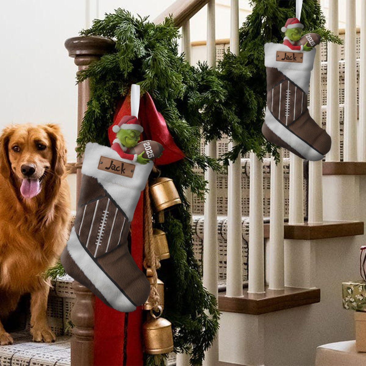 Chaussette de Noël personnalisée en forme de ballon de football vert avec Père Noël amusant