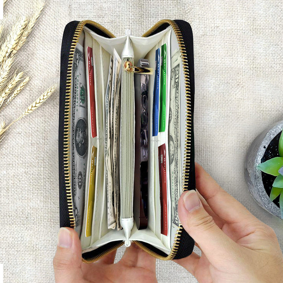 Il doit y avoir une lumière qui brille plus fort quelque part - Portefeuille long en cuir personnalisé Roi du Rock and Roll
