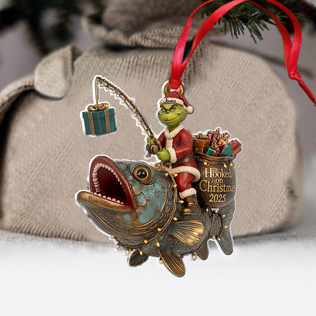 Père Noël vert chevauchant un poisson - Ornement de pêche personnalisé