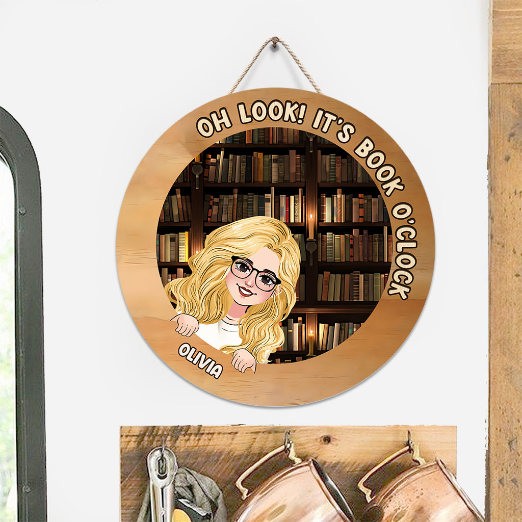 C'est l'heure du livre ! - Panneau rond en bois personnalisé avec des livres