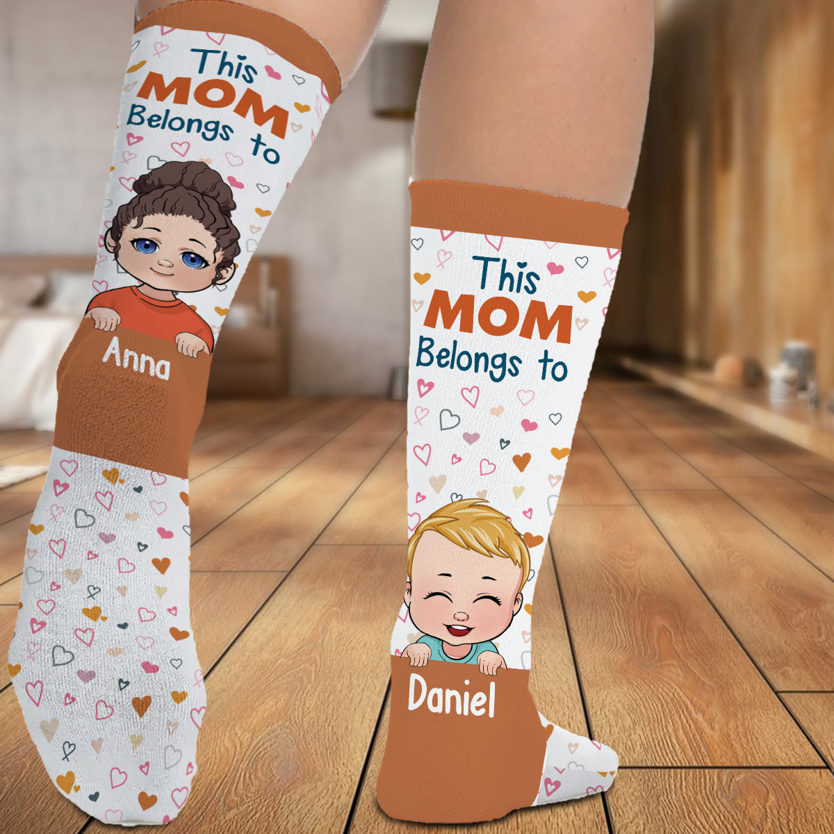 Cette maman appartient à - Chaussettes personnalisées pour maman